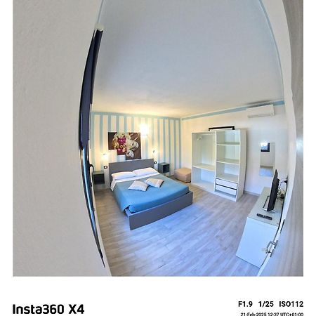 La Rosa App Apartment Livorno Bagian luar foto