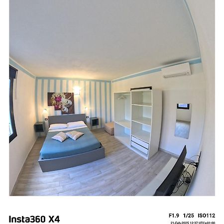 La Rosa App Apartment Livorno Bagian luar foto