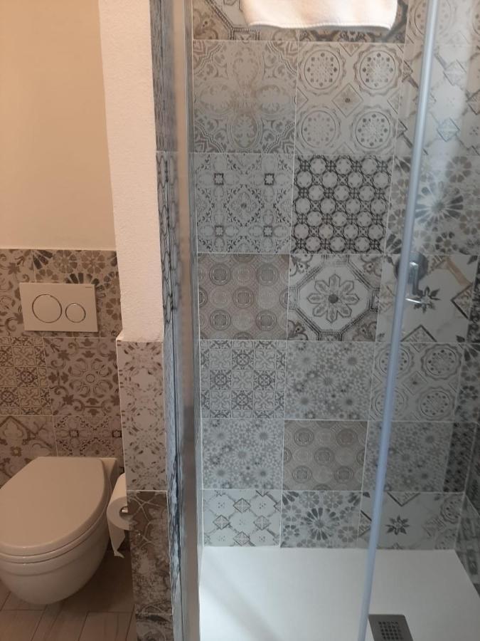 La Rosa App Apartment Livorno Bagian luar foto