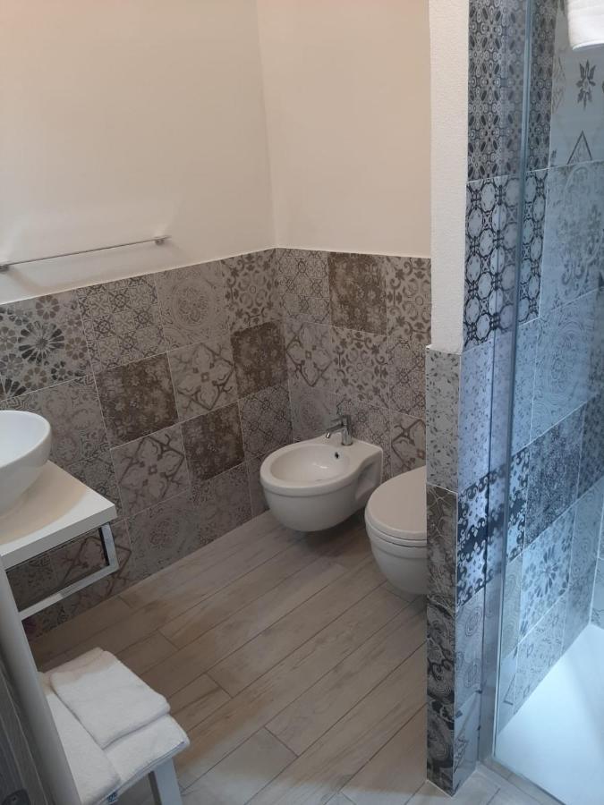 La Rosa App Apartment Livorno Bagian luar foto